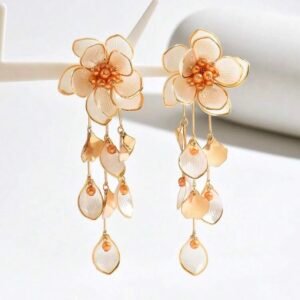 Fleur d’Ivoire Earrings